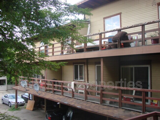 Foto del edificio - 1013 Portland Pl