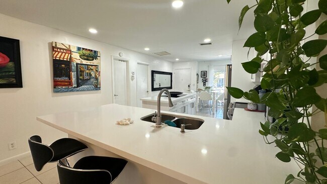 Foto del edificio - 5778 Phoenix Palm Ct