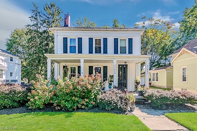 Photo - 37848 Euclid Ave Apartment