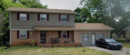 Building Photo - 3110 Doner Cir NW