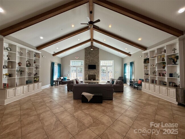 Foto del edificio - 13931 Thompson Rd