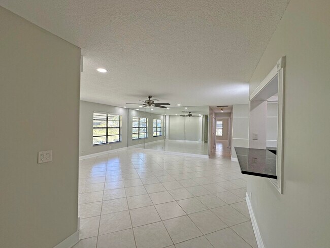 Building Photo - 1700 N Dovetail Dr
