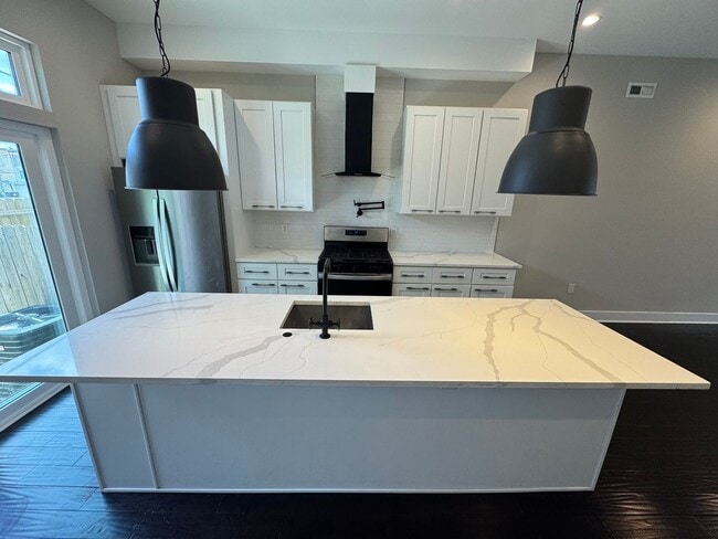 Building Photo - New Construction 3-Bedroom Townhome with F...