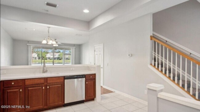 Foto del edificio - 13453 English Peak Ct
