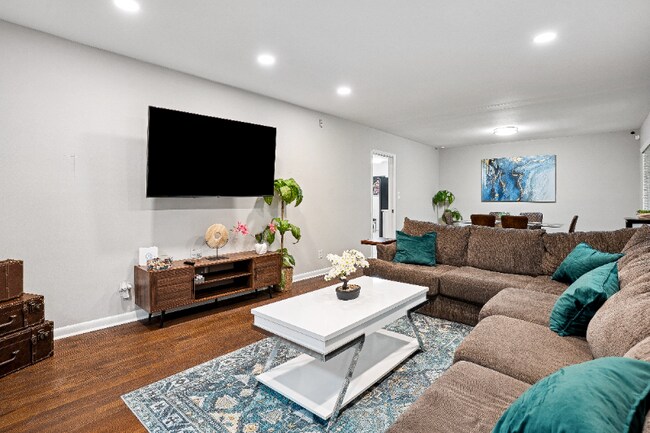 Foto del edificio - 703 Waterford Rd NW