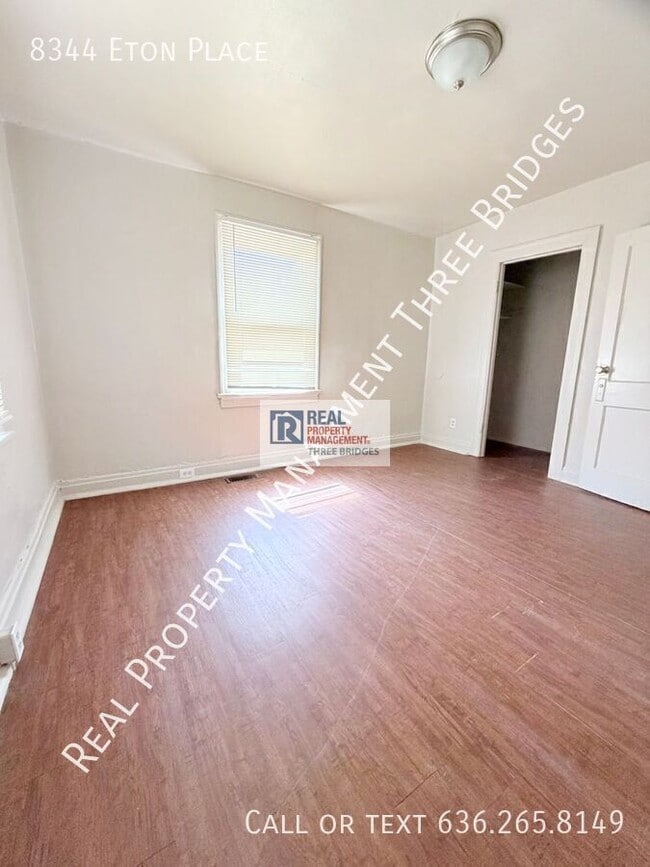 Foto del edificio - 8344 Eton Pl