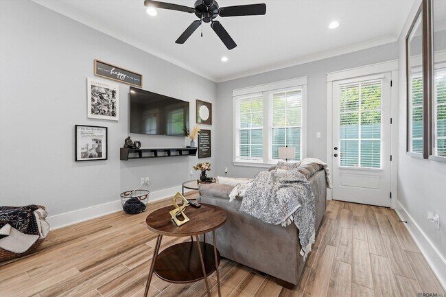 Foto del edificio - 305 St Thomas Ln