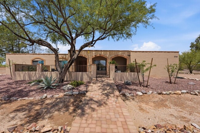 Foto del edificio - 4 Bedroom Home on 1 Acre Lot