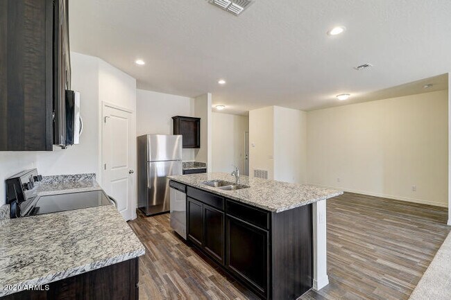 Building Photo - 364 S Verdad Ln