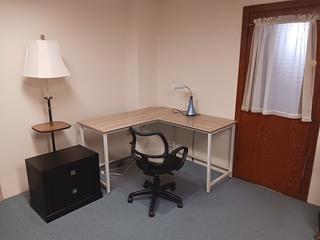 Building Photo - 42 Winston Park Blvd