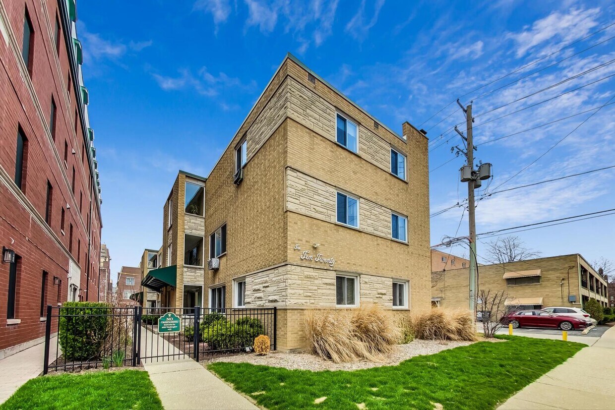 Primary Photo - 1020 Washington Blvd
