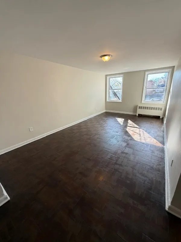Foto del edificio - 103 Chancellor Ave