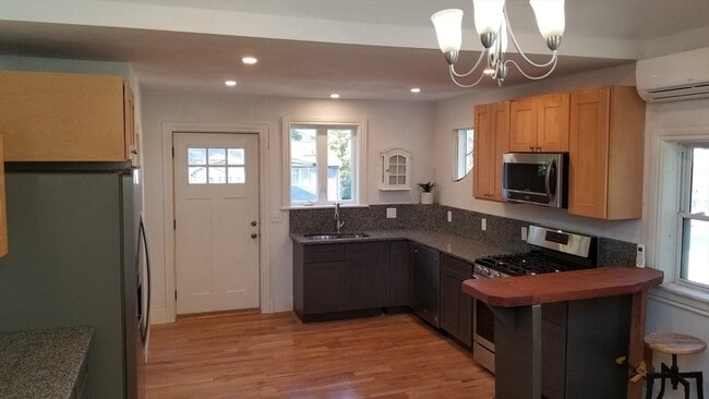 Building Photo - 52 Nantasket Ave