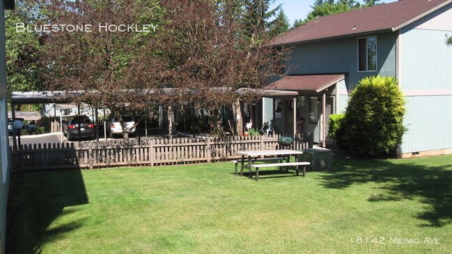 Foto del edificio - 18142 Meinig Ave