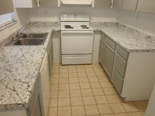Foto del edificio - 757 SE 14th St