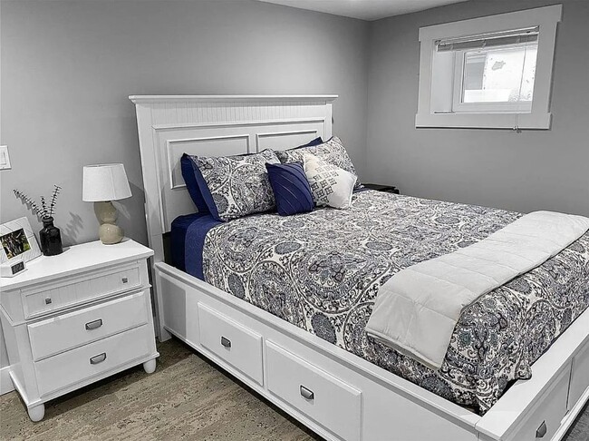 Bedroom view 1 - 1925 Ryder St