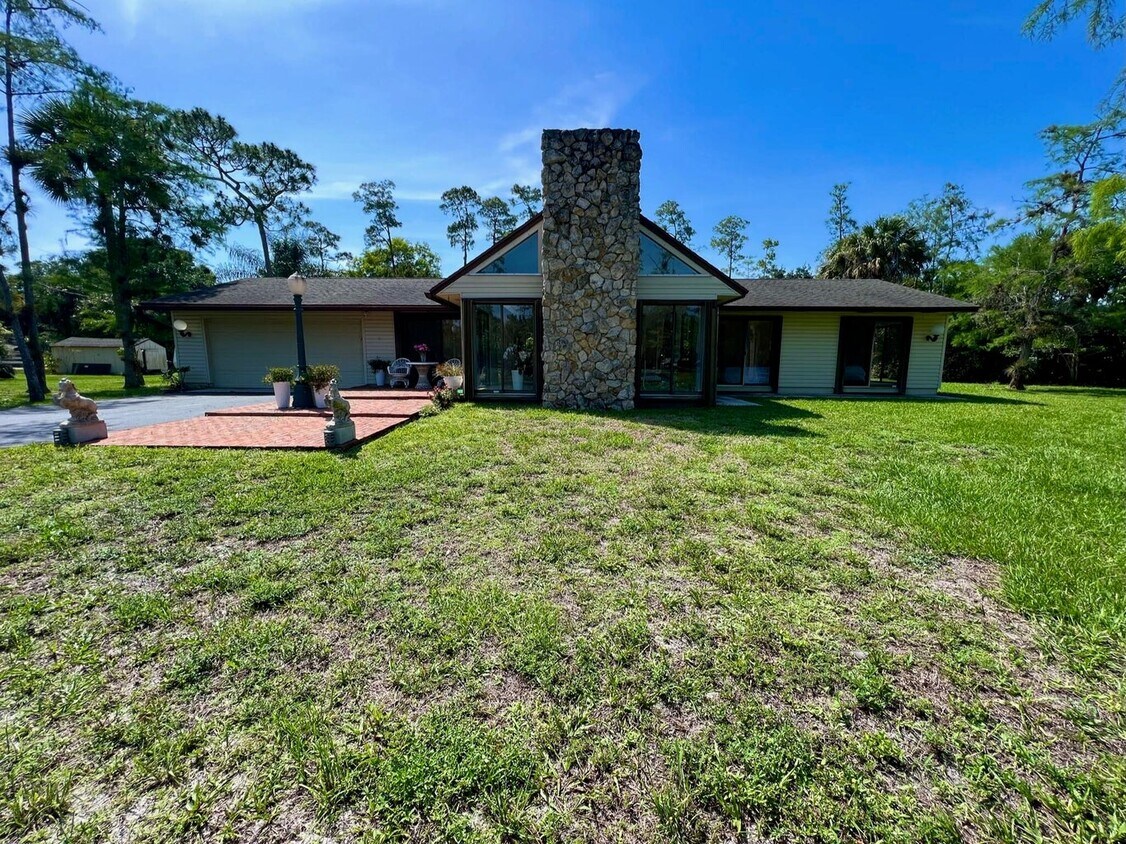 Foto principal - 583 Rambling Drive Cir