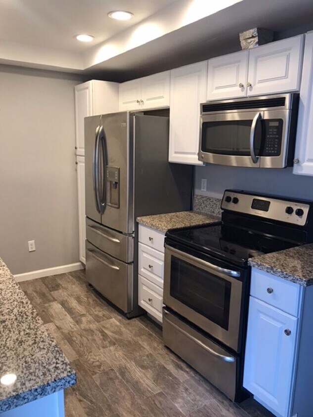 Foto del edificio - Upgraded condo in Del Mar!