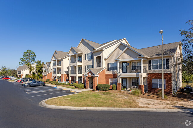 Foto del edificio - Andrews Place Apartments