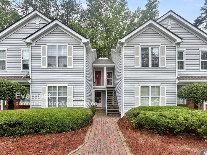 Primary Photo - 2016 Henderson Cir
