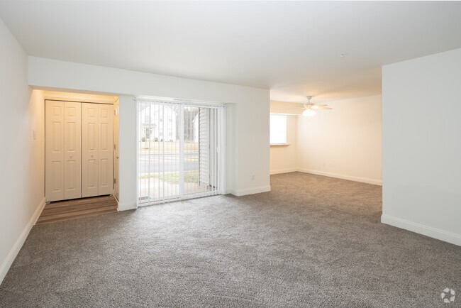 1BR, 1BA - 900 SF - Knights Crossing