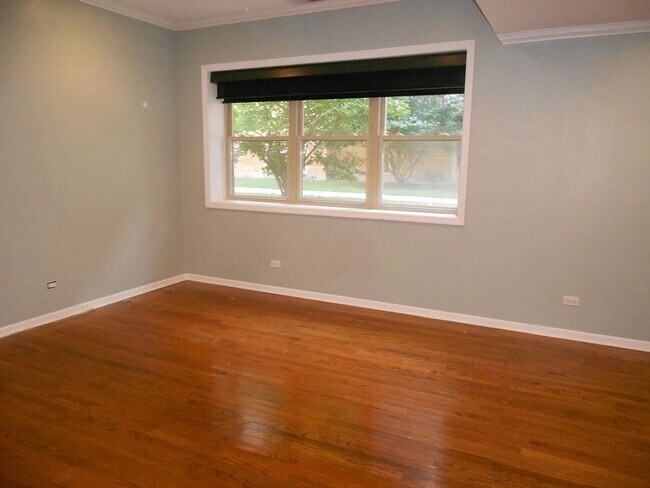 Foto del edificio - Spacious Apartment in Chicago (Roger's Park)