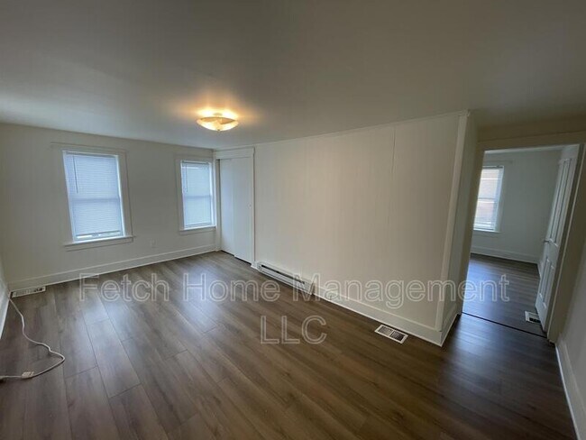 Building Photo - 153 N Hanover St