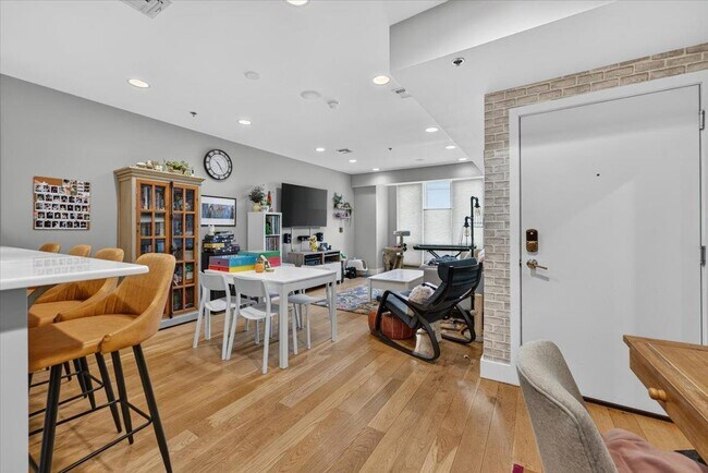 Foto del edificio - 626 Grand St
