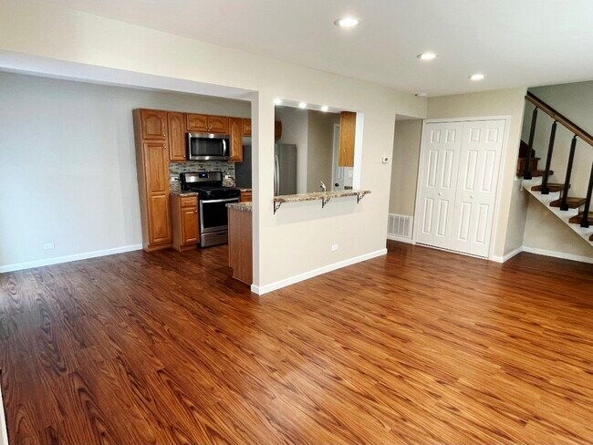 Foto del edificio - 228 N Waterford Dr