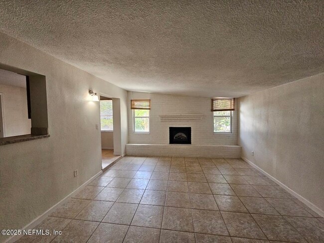 Building Photo - 3635 Brockway Rd