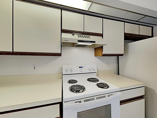 Foto del edificio - 3318 Sandy Shore Ln