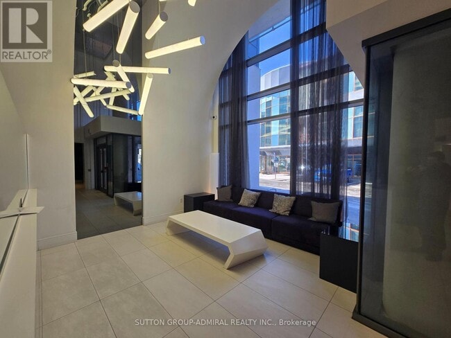 Building Photo - 10 De Boers Dr
