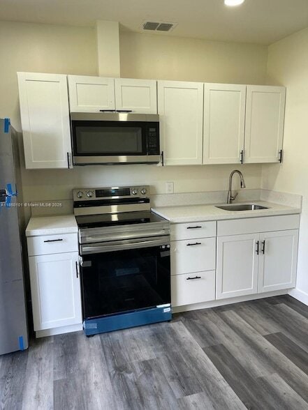 Building Photo - 2137 SE Glenrock Terrace