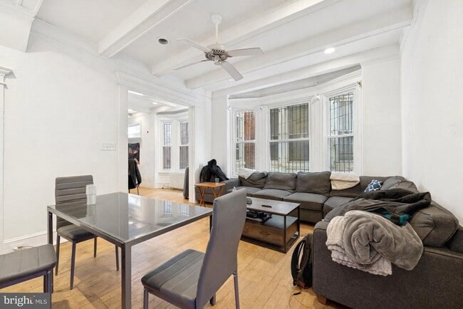 Building Photo - 329 N 34th St