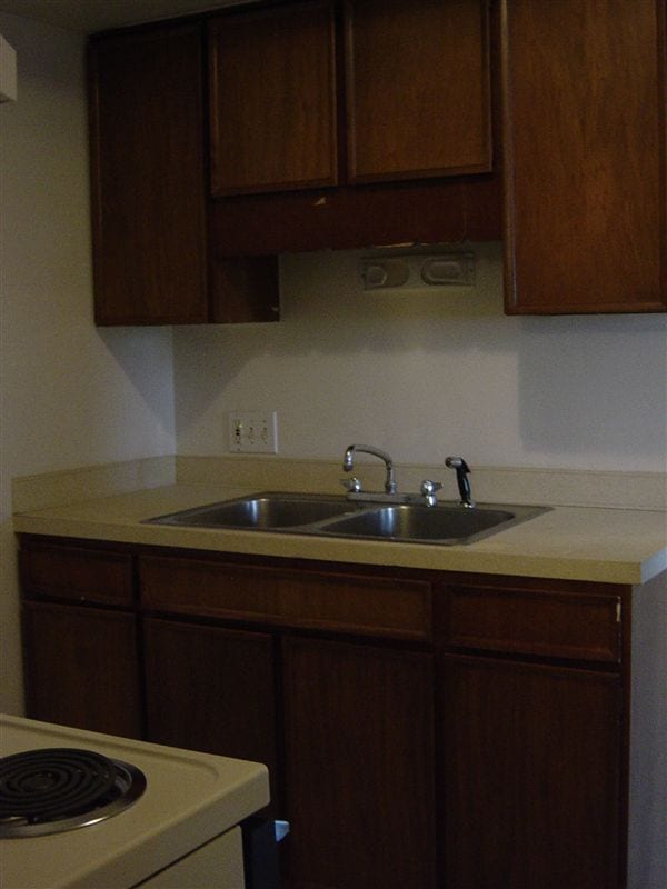 Building Photo - 2 br, 1 bath Apartment - 525 Seymour