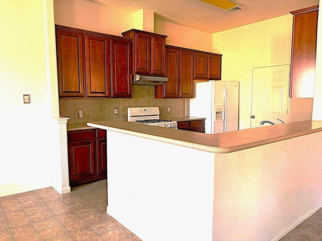 Building Photo - 7305 Stonelick Ct