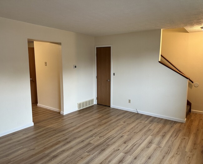 Building Photo - 118 Hidden Cv