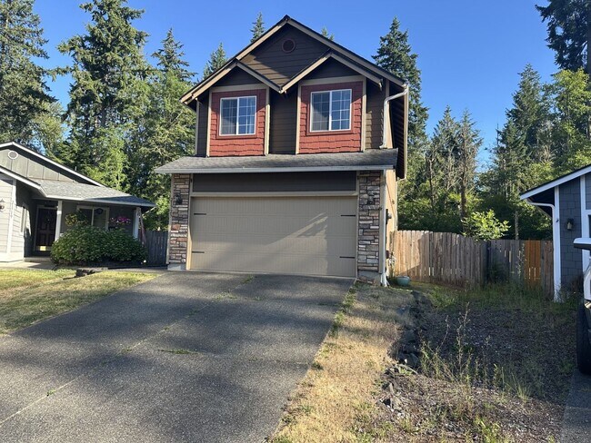 Foto del edificio - Beautiful Spanaway Home in Quiet Neighborhood