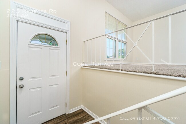 Building Photo - 226 Regents Rd