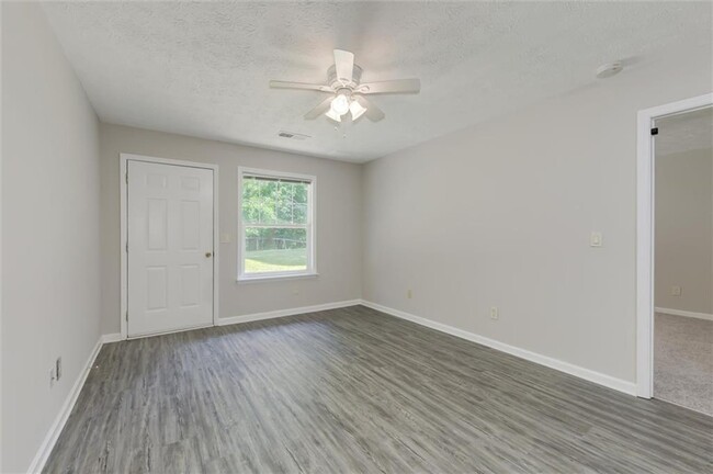 Building Photo - 265 Shady Marsh Trail