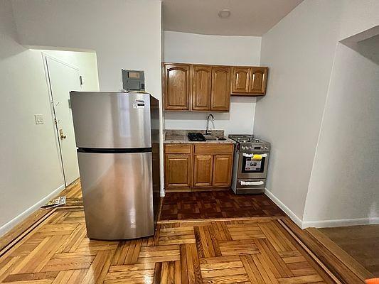 Foto del edificio - 1 bedroom in BRONX NY 10452