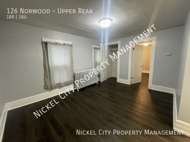 Foto del edificio - 126 Norwood Ave