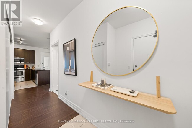 Building Photo - 500 St Clair Ave W