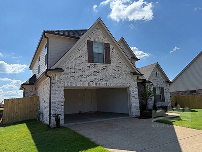 Foto del edificio - Welcome to 340 Chesnut Ridge Cove. Beautiful NEW BUILD!