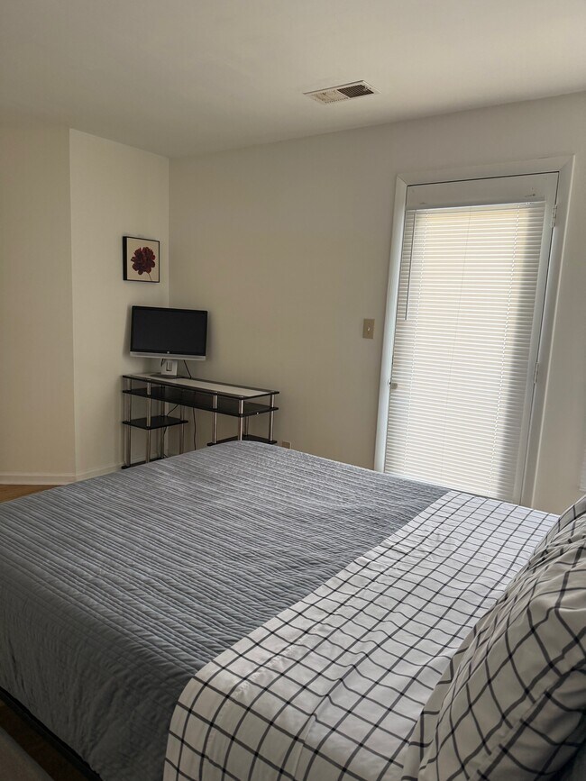 Foto del edificio - 11 Hamiltons Bay Ct