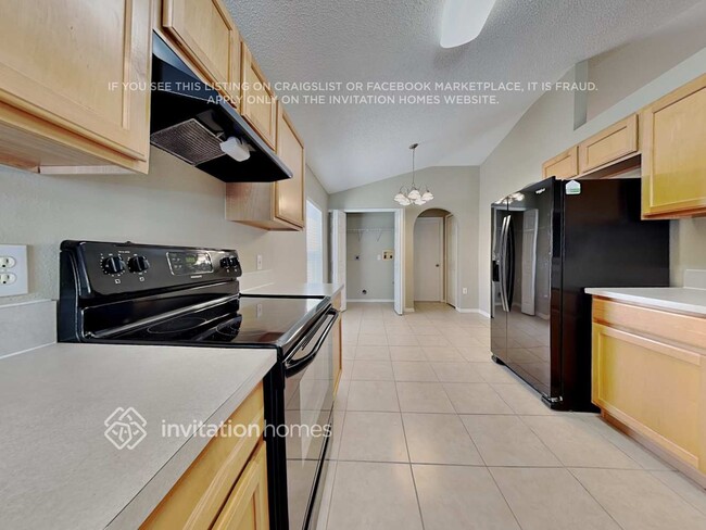 Foto del edificio - 24833 Mary Beth Ct