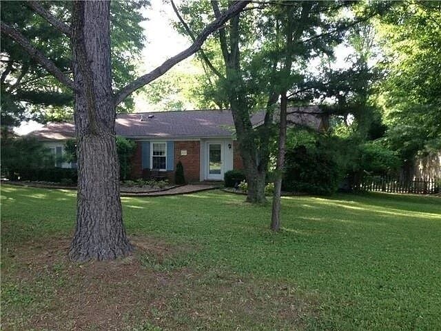 Building Photo - 120 Pebble Creek Rd