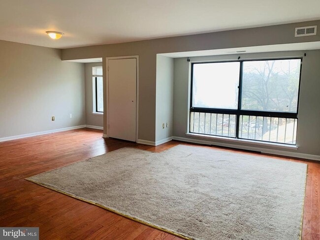 Foto del edificio - 8875 Tamebird Ct