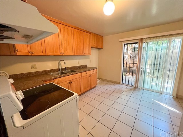 Building Photo - 18527 Rio Seco Dr