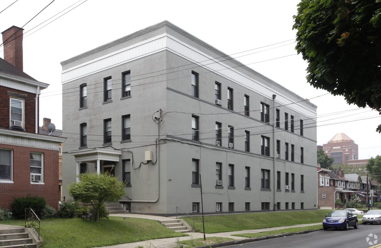 Building Photo - 5110 Friendship Ave